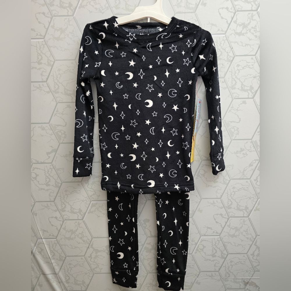 Nwt Toddle Boy's Cat & Jack Super Soft Velour Star and Moon pajama set
